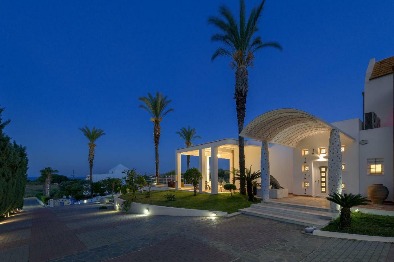 Grande Dame Villa Of Rhodes Asgourou Extérieur photo